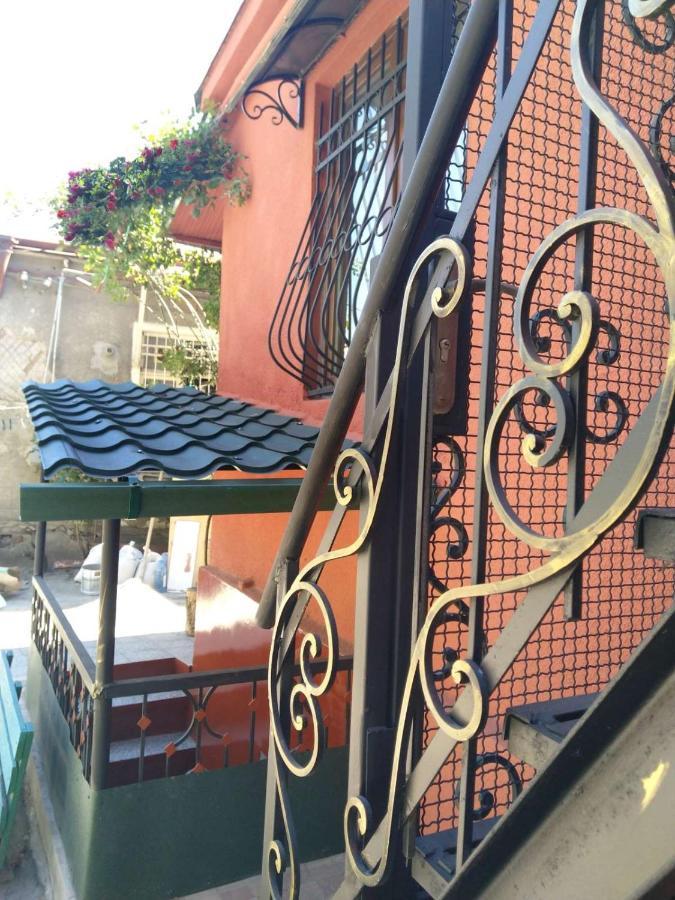 Old Tbilisi Tsiskari Apt Esterno foto